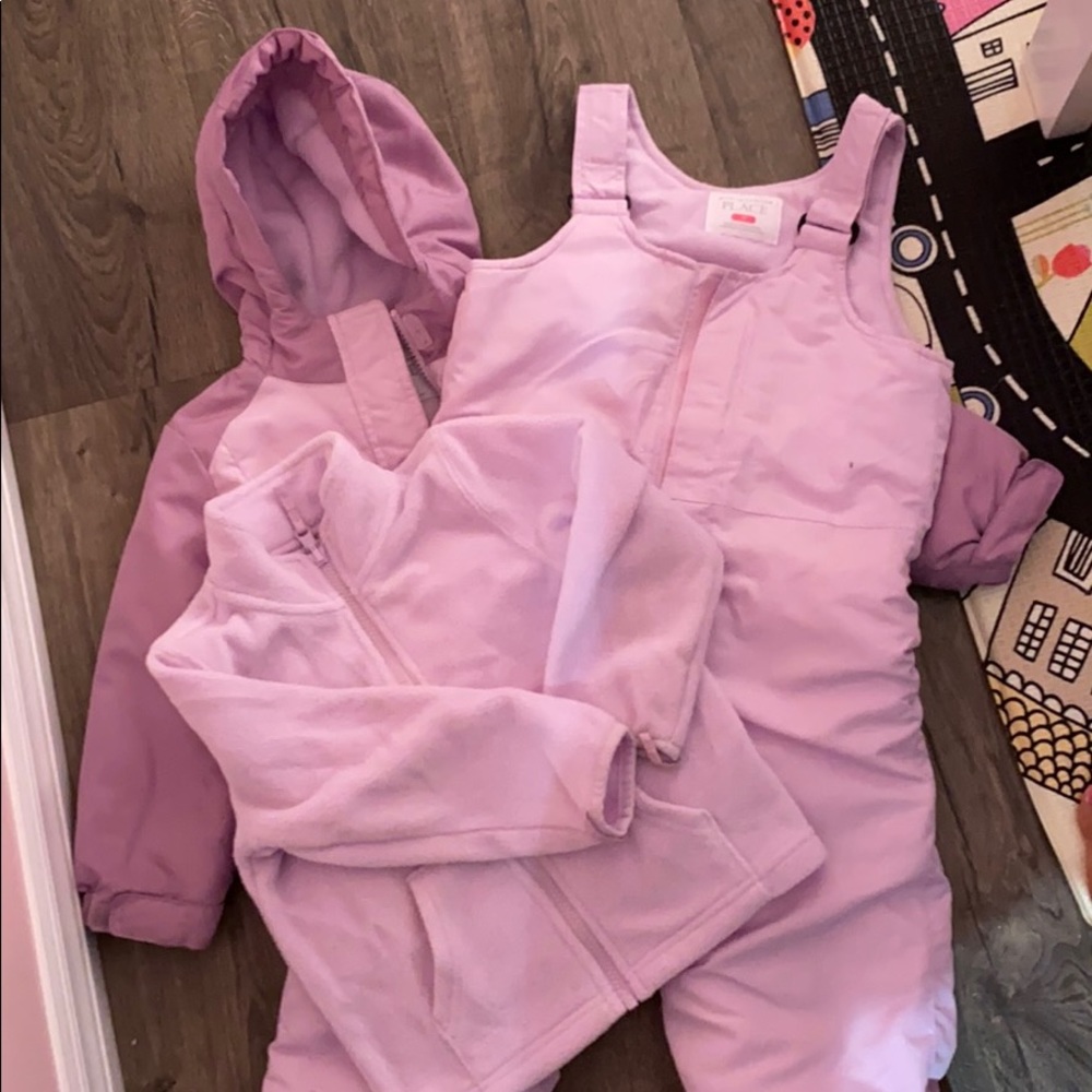 Winter Toddler size 4T 3piece snow clothes. Good